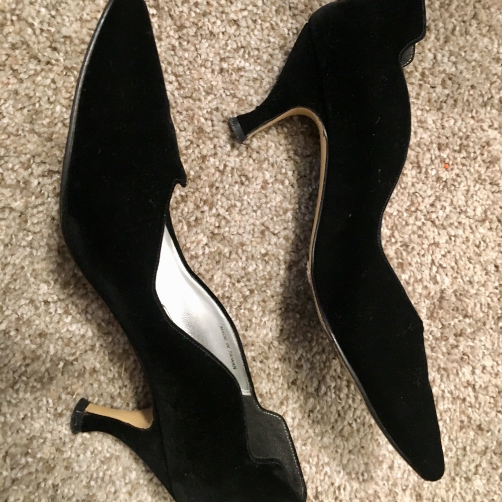 Vintage Velvet Nina Mule Elegant Wave Cut